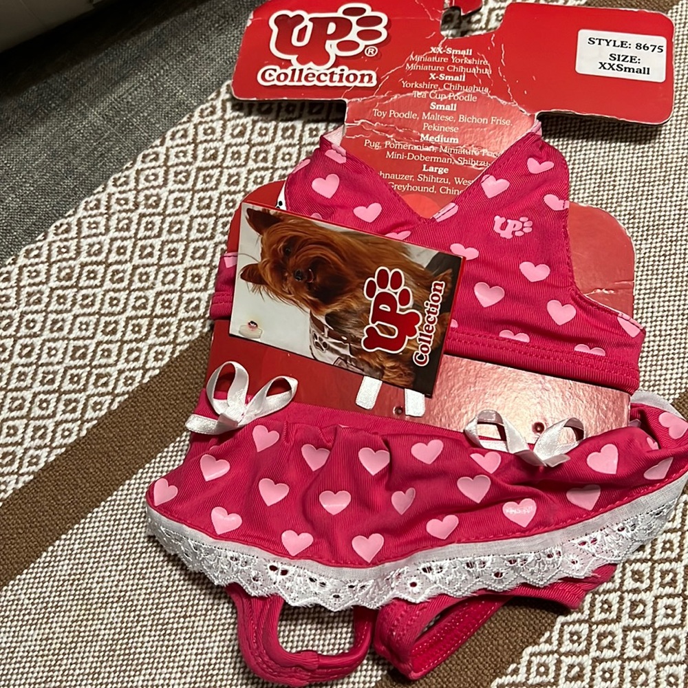 NWT two pieces  summer dog out fit xxs💥🌹
